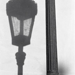Prask lampy I. / Autoportrt